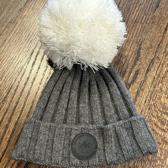 Beanie - Picture 1 of 7